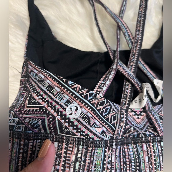 Lululemon Tribal Pace Energy Bra - Picture 3 of 4